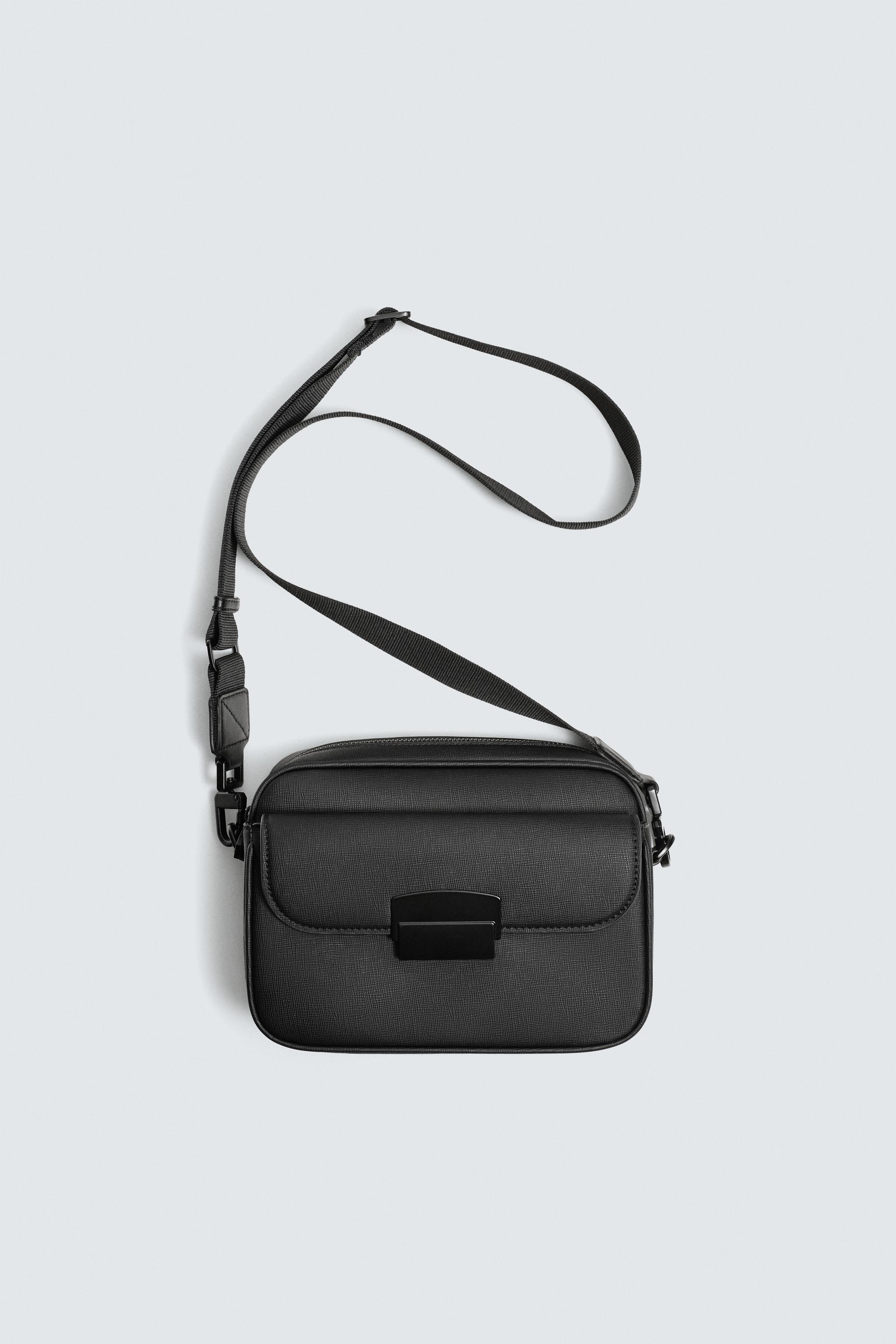 TEXTURED CROSSBODY BAG